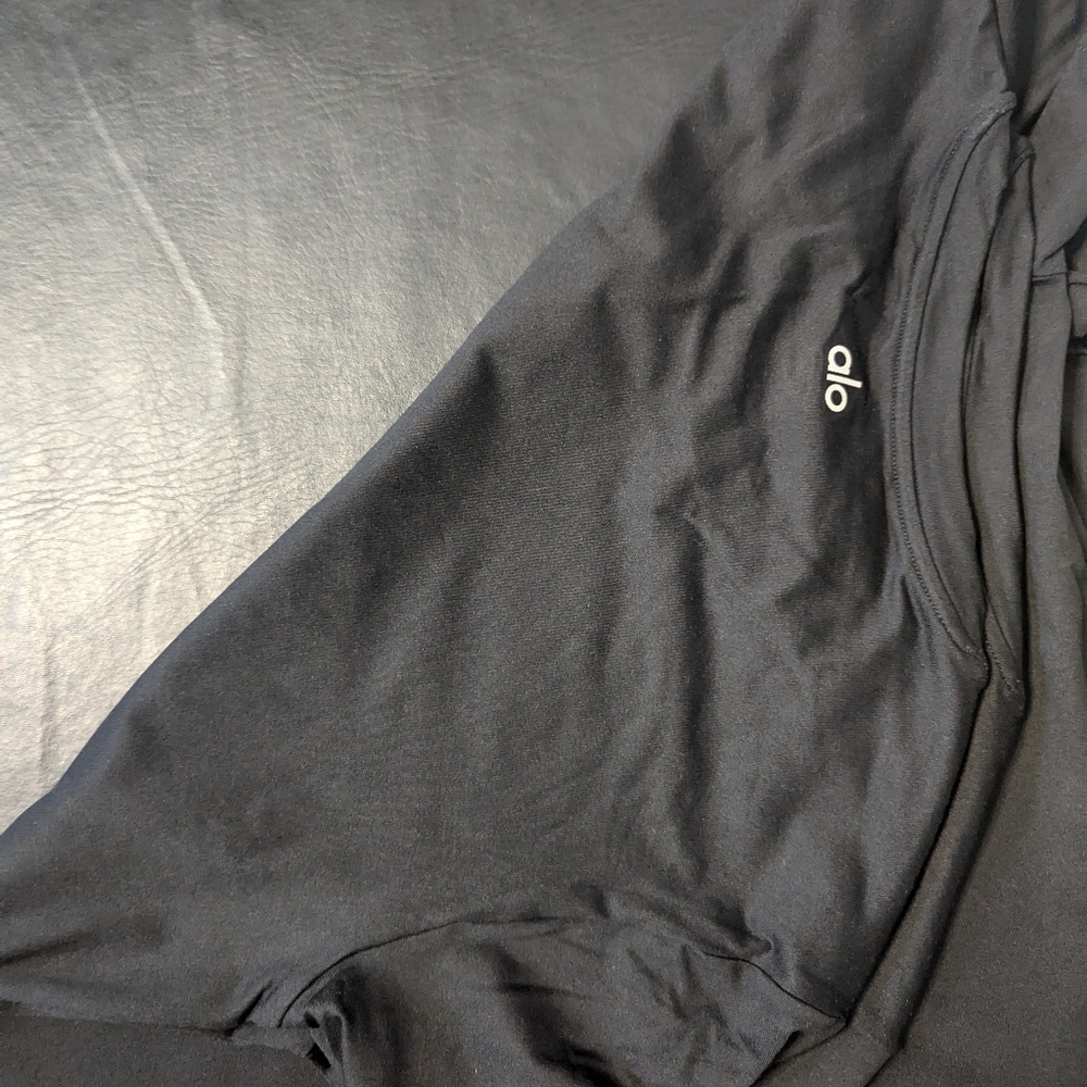 Conquer Reform Crewneck Short Sleeve View 2